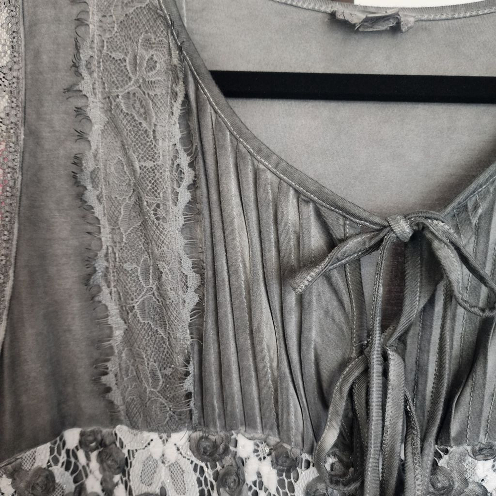 POL Tank Top Size Small Gray Lace, New - Picture 4 of 7